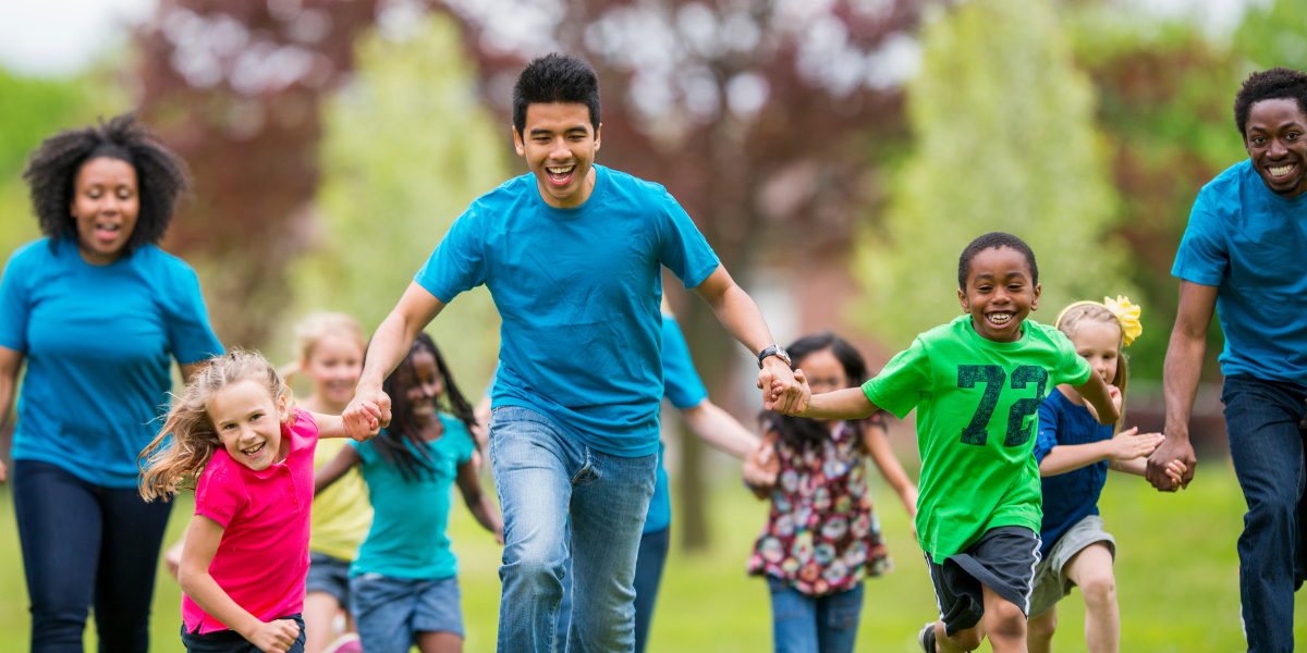 Discover effective co-parenting communication tips for summer camps, from cost sharing to transportation planning and conflict resolution.